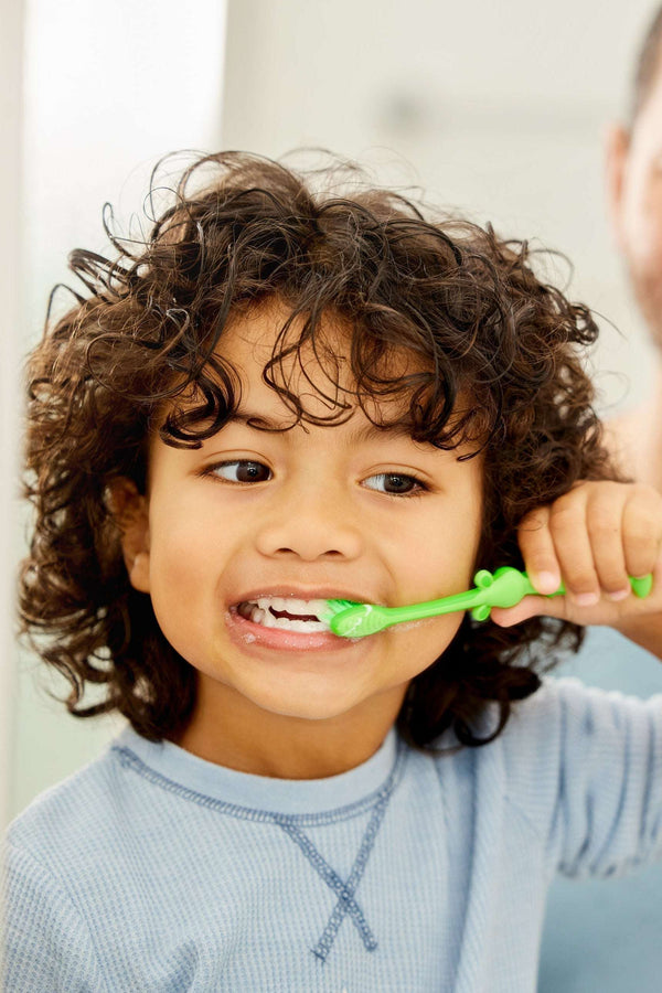 Kids' Oral Care Guide: What Parents Need to Know About Fluoride-Free Toothpaste